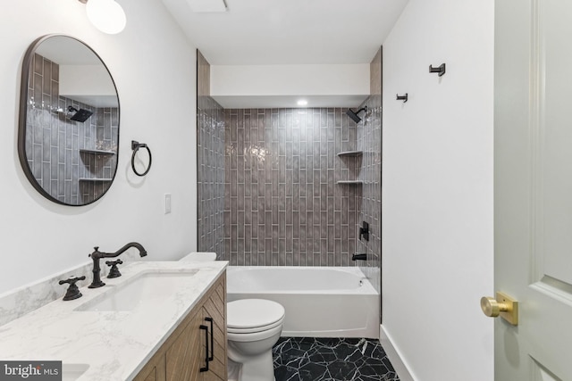 2165 E Gordon St, Philadelphia, PA 19125 - bathroom with vanity and washtub / shower combination