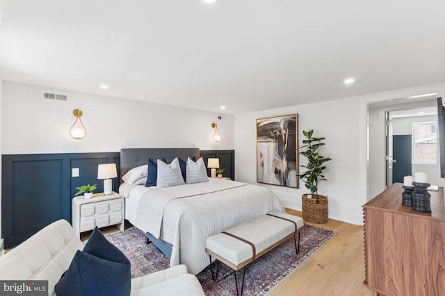 2165 E Gordon St, Philadelphia, PA 19125 - bedroom featuring light wood-style flooring and recessed lighting