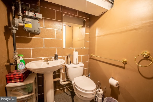 5563 Cedonia Ave, Baltimore, MD 21206 - bathroom featuring toilet and a sink