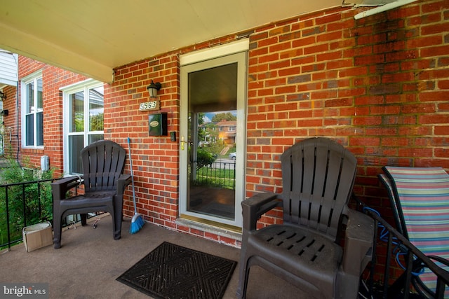 5563 Cedonia Ave, Baltimore, MD 21206 - view of covered porch