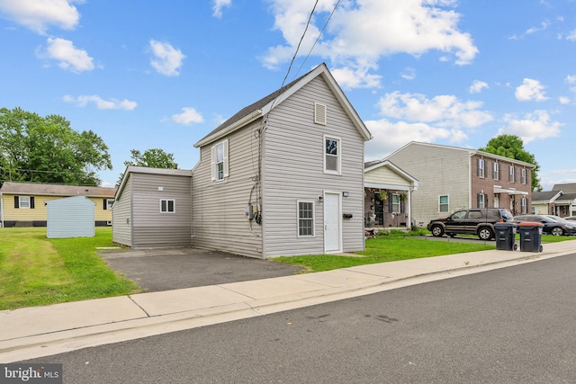 310 Elizabeth St, Middletown, DE 19709 - view of front of home featuring a front yard and driveway