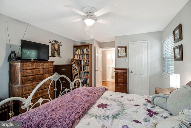 1515 Lincoln Way Unit 304B, Mclean, VA 22102 - bedroom featuring ceiling fan and wood finished floors