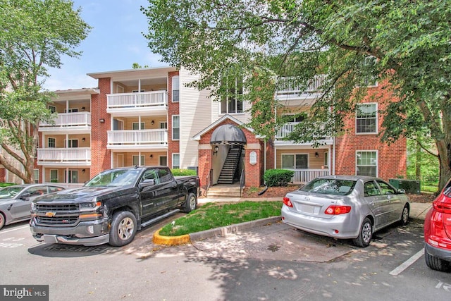 1515 Lincoln Way Unit 304B, Mclean, VA 22102 - view of building exterior featuring uncovered parking