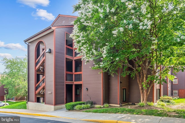 2810 Lee Oaks Pl Unit 302, Falls Church, VA 22046 - view of property