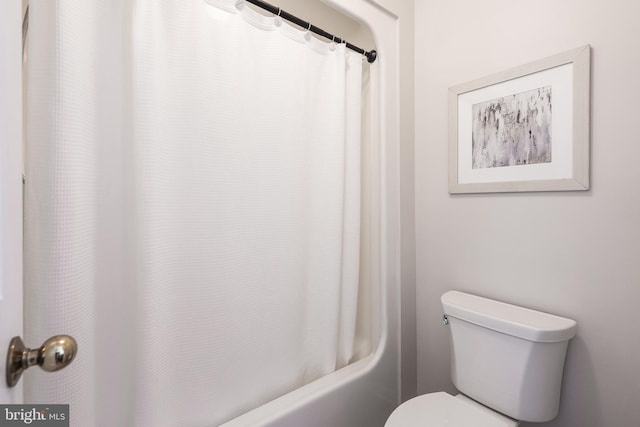 2810 Lee Oaks Pl Unit 302, Falls Church, VA 22046 - full bath with toilet and shower / bath combo