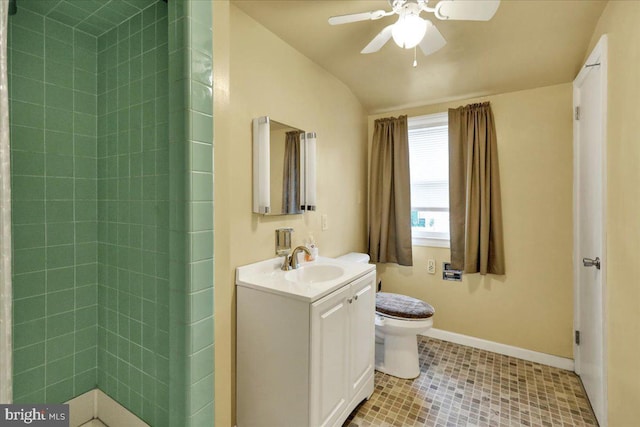 3225 Eisenbrown Rd, Reading, PA 19605 - bathroom featuring vanity, ceiling fan, lofted ceiling, and tiled shower