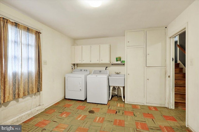 3225 Eisenbrown Rd, Reading, PA 19605 - laundry area featuring cabinet space and washing machine and dryer