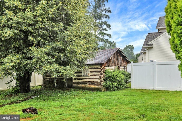 3225 Eisenbrown Rd, Reading, PA 19605 - view of yard with an outbuilding