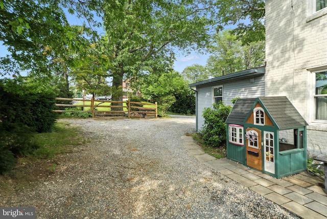 1900 Philadelphia Pike, Claymont, DE 19703 - view of yard featuring gravel driveway