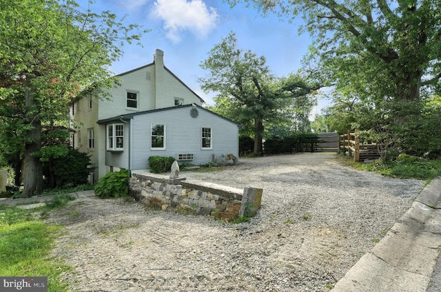 1900 Philadelphia Pike, Claymont, DE 19703 - view of side of property with driveway