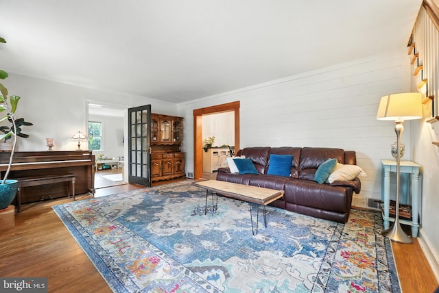 1900 Philadelphia Pike, Claymont, DE 19703 - living area with wood finished floors