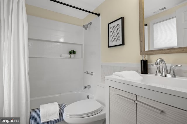 199 Erial, Pine Hill, NJ 08021 - bathroom with shower / bath combo, vanity, and a wainscoted wall