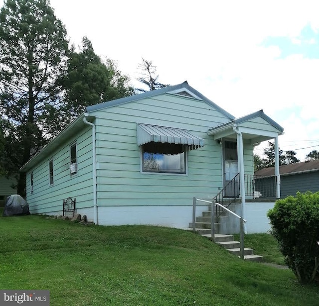 732 Blasser St, Millersburg, PA 17061 - view of front of home with a front lawn