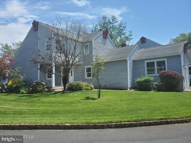 57 Turnberry Cir, Toms River, NJ 08753 - view of front of house featuring a front yard