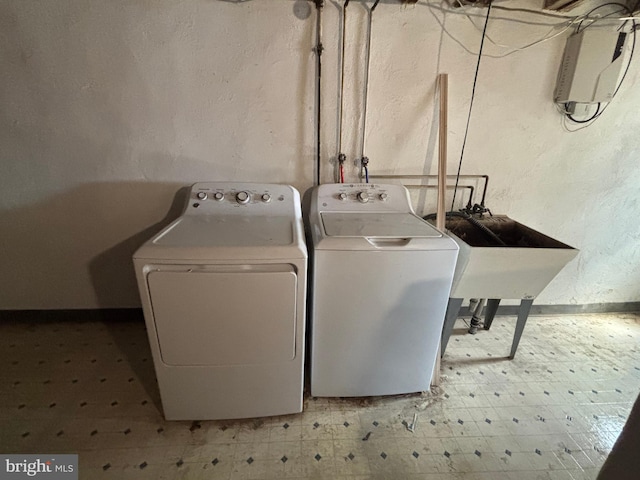4066 Creston St, Philadelphia, PA 19135 - laundry room with washer and clothes dryer and tile patterned floors