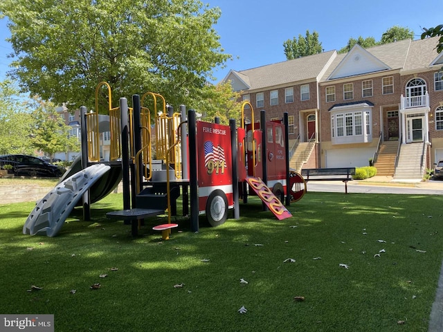6110 Joust Ln, Alexandria, VA 22315 - view of play area featuring a lawn