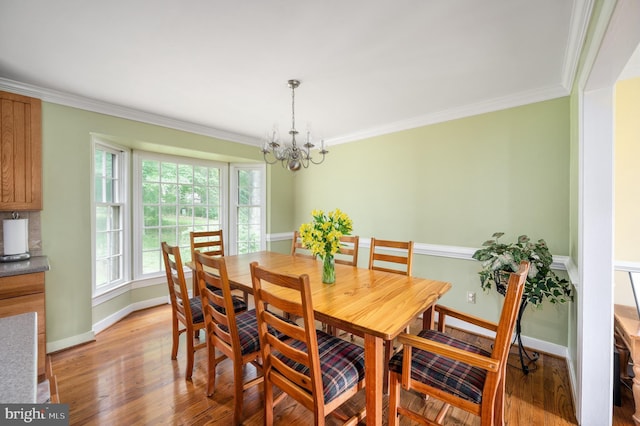 15 Tally Ho Dr, Fredericksburg, VA 22405 - dining room featuring a chandelier, crown molding, and light wood finished floors