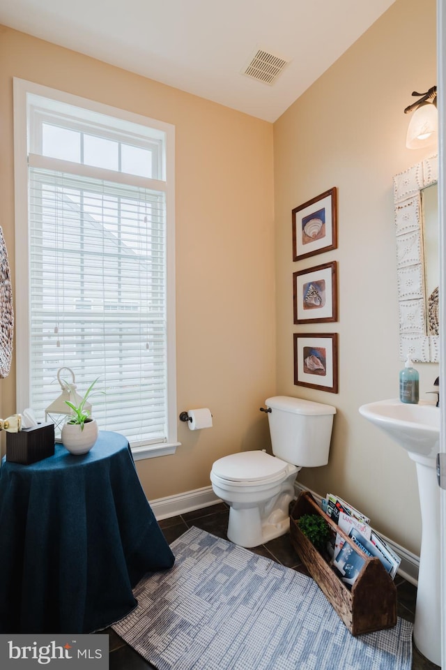 56 Willow Grove Mill Dr, Middletown, DE 19709 - half bath with toilet and baseboards