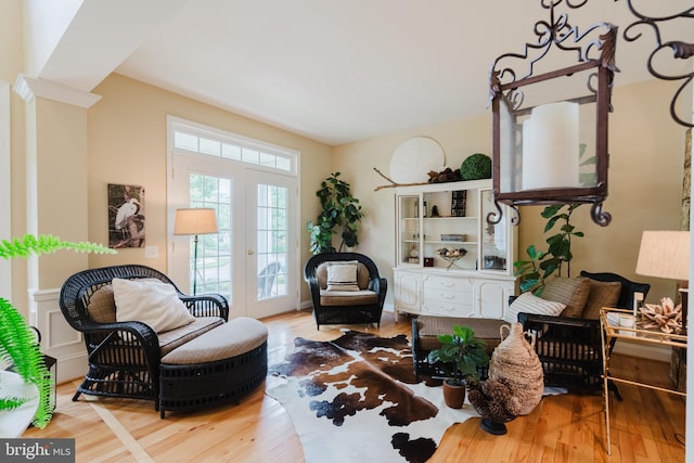 56 Willow Grove Mill Dr, Middletown, DE 19709 - living area with wood finished floors