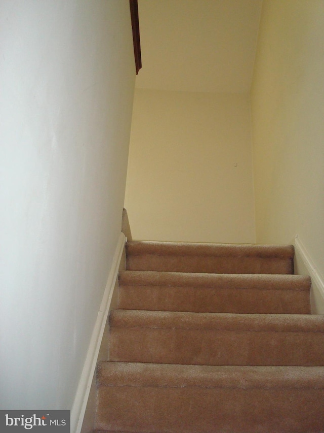 1704 Stoneham Dr, West Chester, PA 19382 - view of stairway