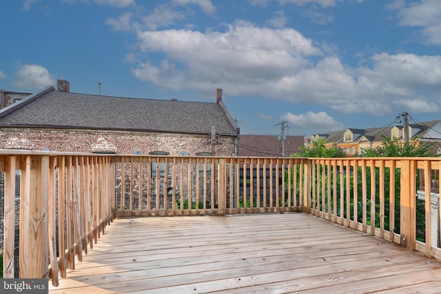 930 Washington Blvd, Baltimore, MD 21230 - view of wooden terrace
