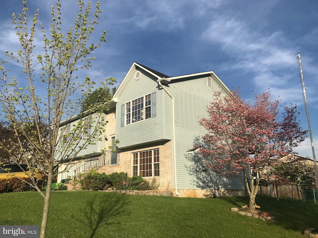 75 Westminster Dr, Front Royal, VA 22630 - view of home's exterior