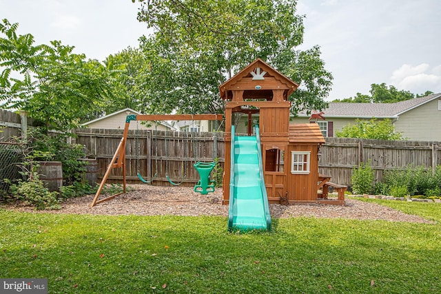 75 Westminster Dr, Front Royal, VA 22630 - view of playground featuring a fenced backyard
