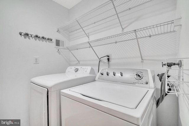 22 Witch Hazel Ct, Monmouth Junction, NJ 08852 - laundry area featuring washer and dryer