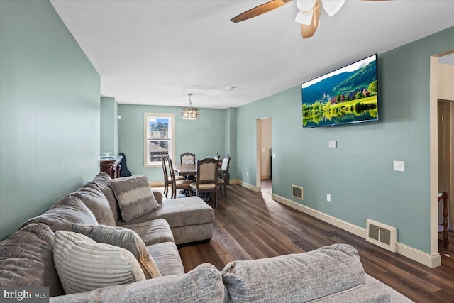 708 Maryland Ave, York, PA 17404 - living area with wood finished floors and ceiling fan