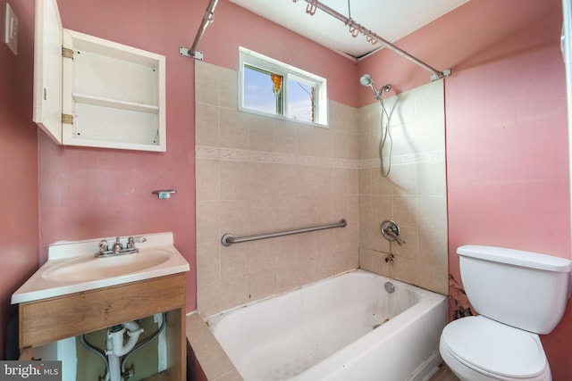 901 Fairview St, Camden, NJ 08104 - bathroom with shower / tub combination and toilet