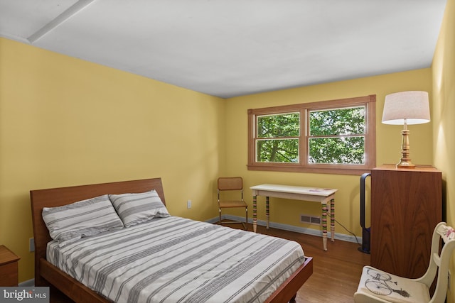 606 Hilltop Rd, Cinnaminson, NJ 08077 - bedroom featuring wood finished floors and baseboards