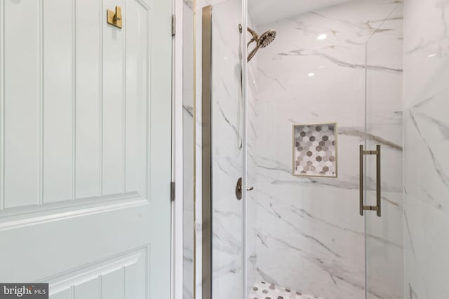 2106 E Somerset St, Philadelphia, PA 19134 - bathroom with a marble finish shower