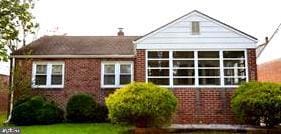 305 Rosemont Dr, Wilmington, DE 19804 - back of property featuring brick siding