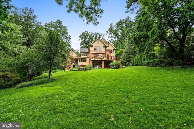 2714 Quebec St NW, Washington, DC 20008 - view of green lawn featuring a wooden deck