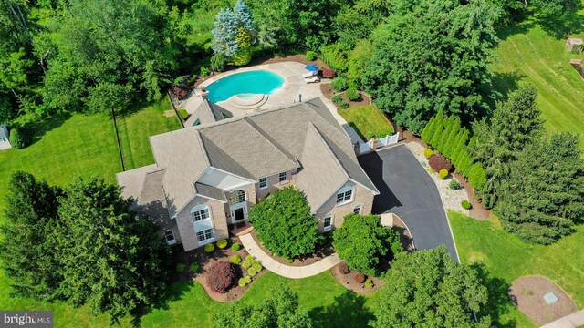 24 Montfort Dr, Belle Mead, NJ 08502 - view from above of property with a pool