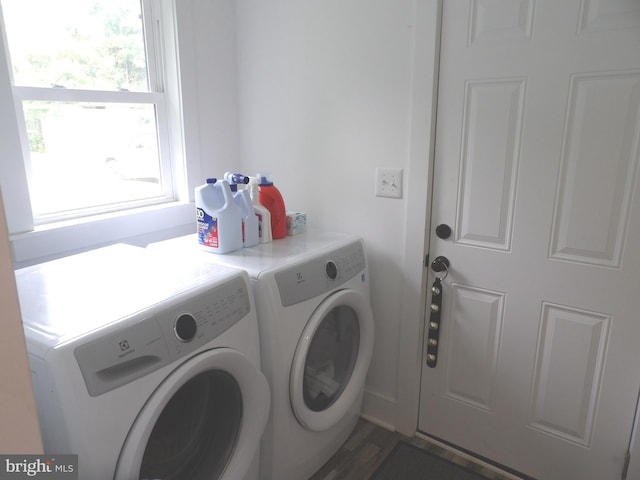 161 Main St, Southampton, NJ 08088 - laundry room featuring washer and clothes dryer