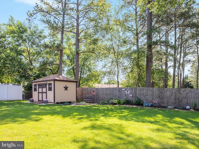117 Amherst Ct, Stephens City, VA 22655 - fenced backyard with a shed