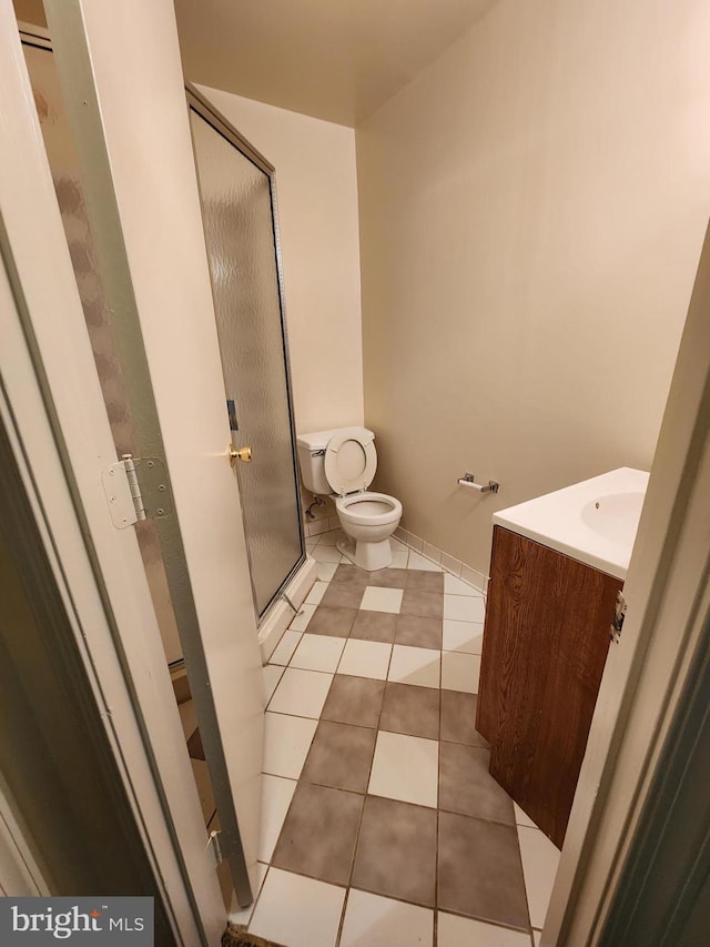 938 Newington Ct, Capitol Heights, MD 20743 - full bathroom with vanity, tile patterned floors, and a shower stall