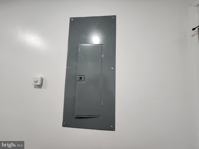 1703 Baker St, Baltimore, MD 21217 - detailed view of electric panel