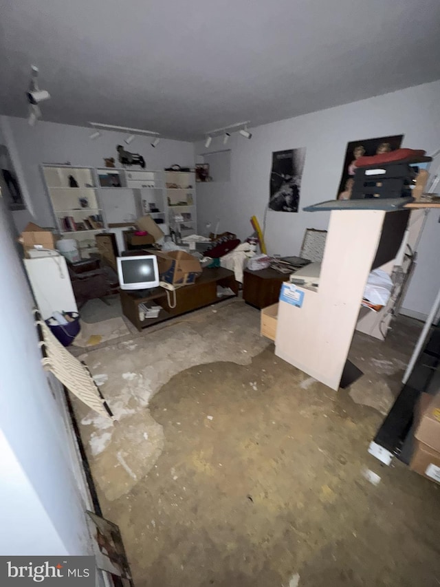6309 Red Cedar Pl Unit 104, Baltimore, MD 21209 - living area featuring unfinished concrete flooring
