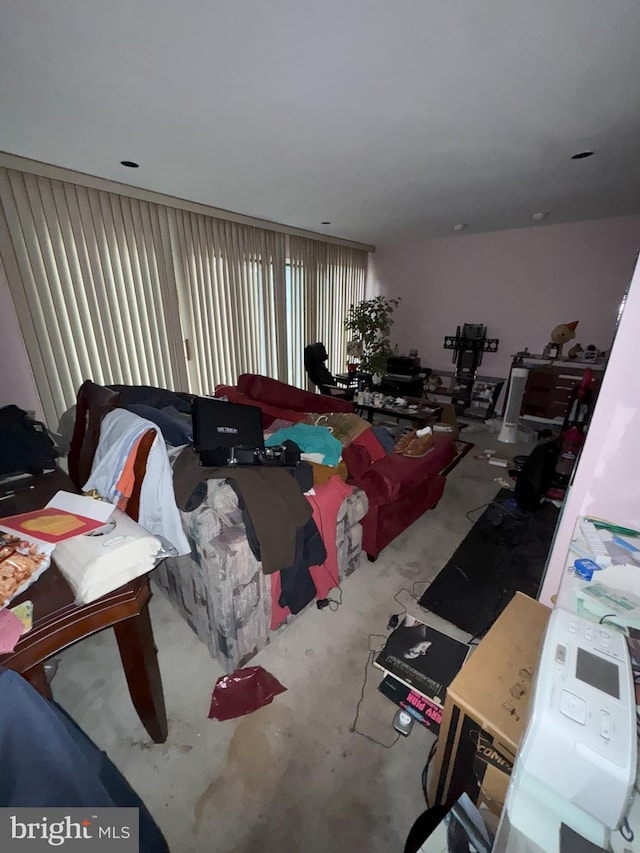 6309 Red Cedar Pl Unit 104, Baltimore, MD 21209 - view of living area