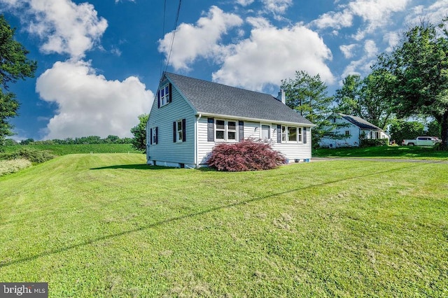 416 Colebrookdale Rd, Boyertown, PA 19512 - view of side of property featuring a lawn and roof with shingles