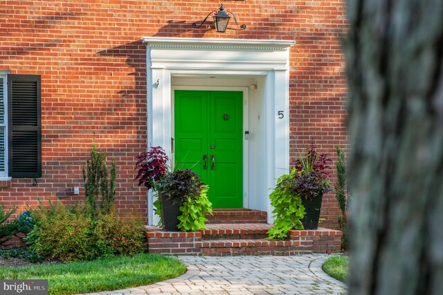 5 W Lake Ave, Baltimore, MD 21210