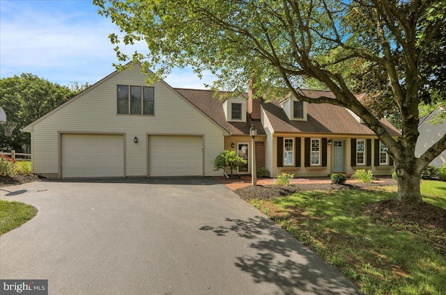 208 Queens Gate Rd, Lititz, PA 17543 - view of front of property with driveway and a garage