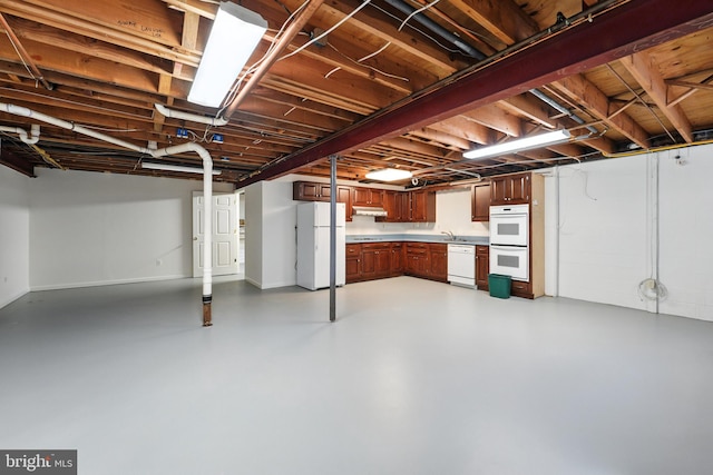 508 Vierling Dr, Silver Spring, MD 20904 - finished below grade area featuring freestanding refrigerator and a sink