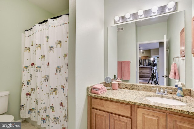 1571 Spring Gate Dr Unit 6314, Mclean, VA 22102 - full bath featuring vanity and a shower with shower curtain