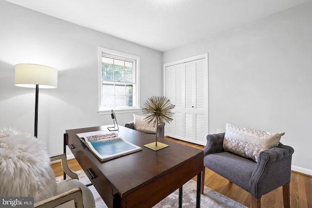 906 Danton Ln, Alexandria, VA 22308 - office space with wood finished floors