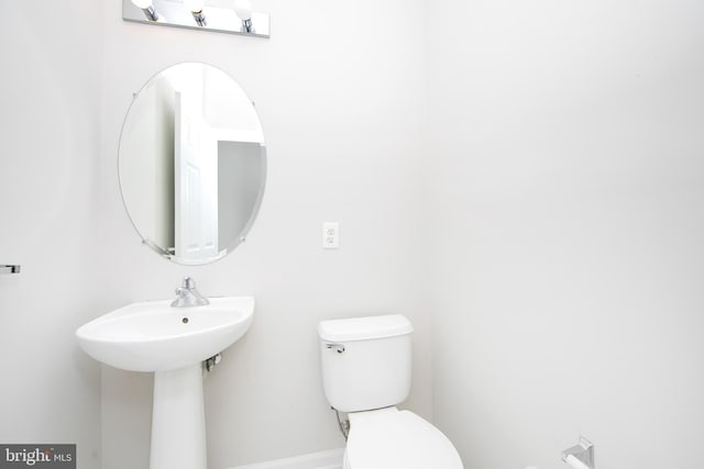 304 Amy Way, Cinnaminson, NJ 08077 - bathroom featuring toilet and baseboards