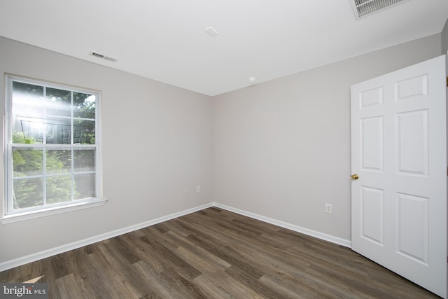 304 Amy Way, Cinnaminson, NJ 08077 - unfurnished room featuring dark wood-style floors and baseboards