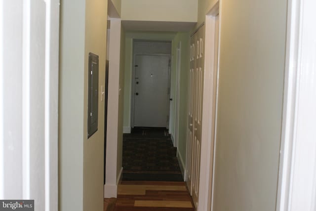 130 Duvall Ln Unit 194-202, Gaithersburg, MD 20877 - hall featuring wood finished floors and baseboards